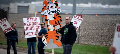 Workers at Kellogg’s U.S. cereal vegetation mosey on strike