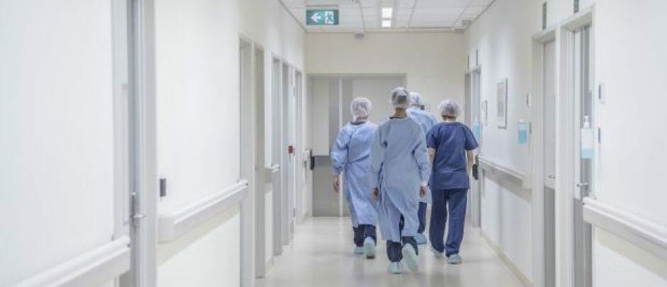 Public pay deal opinion to shorten working week will payment ‘1,700 nursing jobs’, says HSE