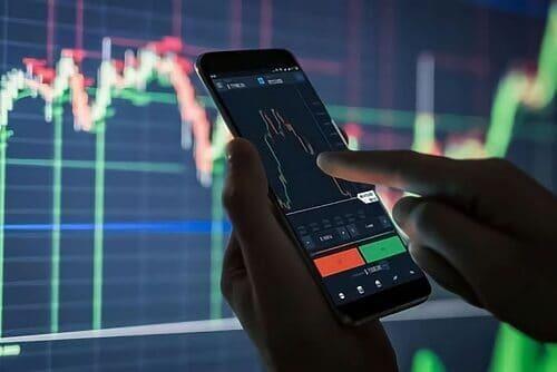 384651 august proves worst month for equities this year so far but market data is improving