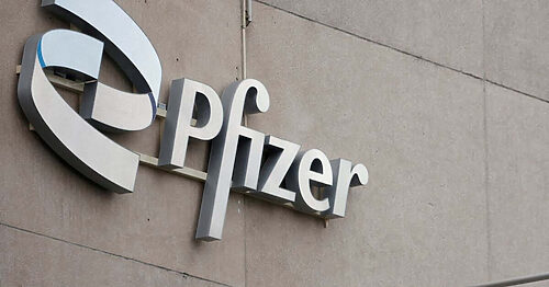 384999 pfizer slashes 2023 revenue forecast on lower covid sales will cut expenses jobs