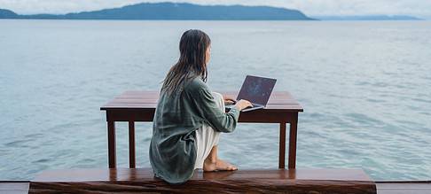 Throwing Caution to the Wind, Digital Nomads Are Blown Back to Reality