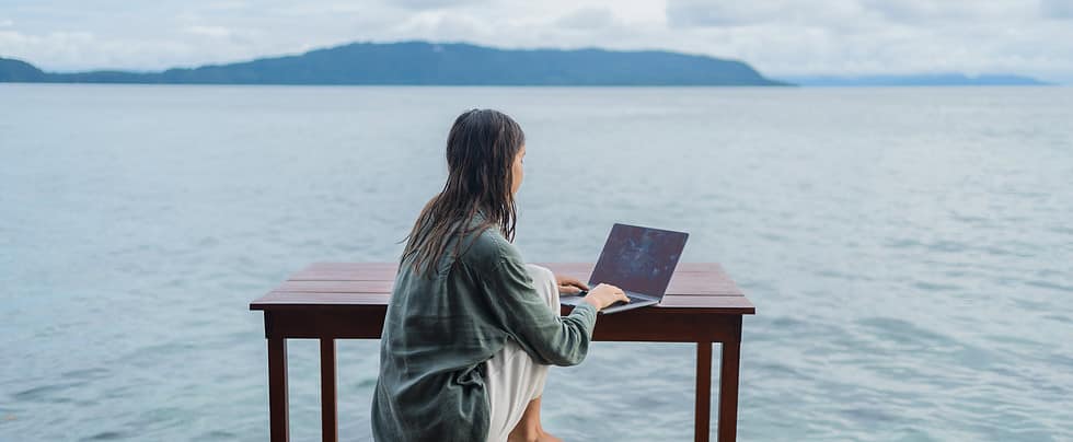 Throwing Caution to the Wind, Digital Nomads Are Blown Back to Reality