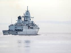 Breaking News: Frigate “Hessen” repels first Houthi attack in the Red Sea