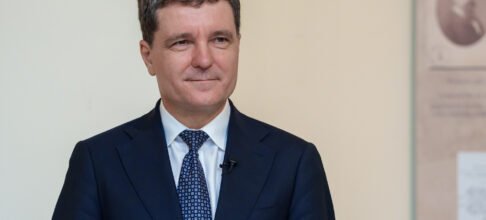 Ion Cristoiu gives us breaking the news of the day: the signal given by Nicușor Dan from Berlin in the case of Vexler law: when something comes to his head “does not back” in front of the execution platoon “!