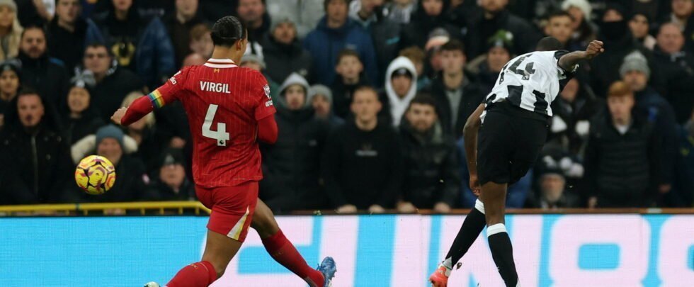 Alexander Isak, Liverpool, Newcastle United and a question of wages