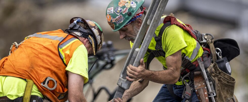 Jobs report expected to show weakness in labor market