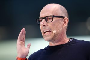 Scott Galloway says the key to landing jobs is be as social as possible: ‘70% of the time, the person they pick is someone with an internal advocate’