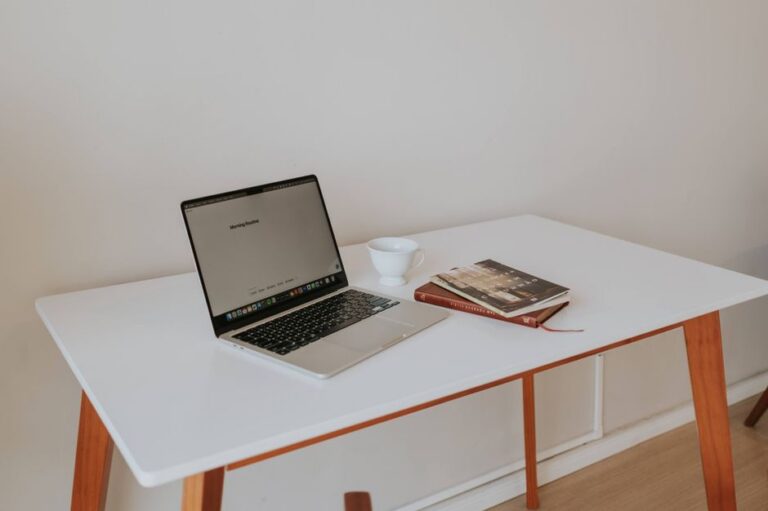 The Modern Consultant's Playbook: Scaling Your Freelance Career in a Global Market